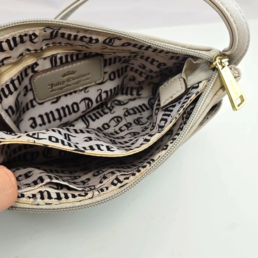 New! Juicy Couture Cream Heart Crossbody Bag
